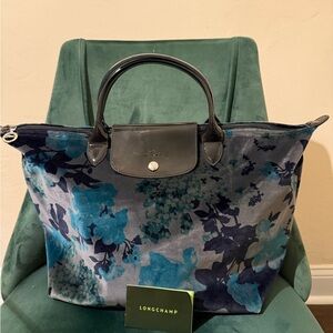 BEST OFFER! Limited edition velvet Fleur de Palace Tote with patent leather.